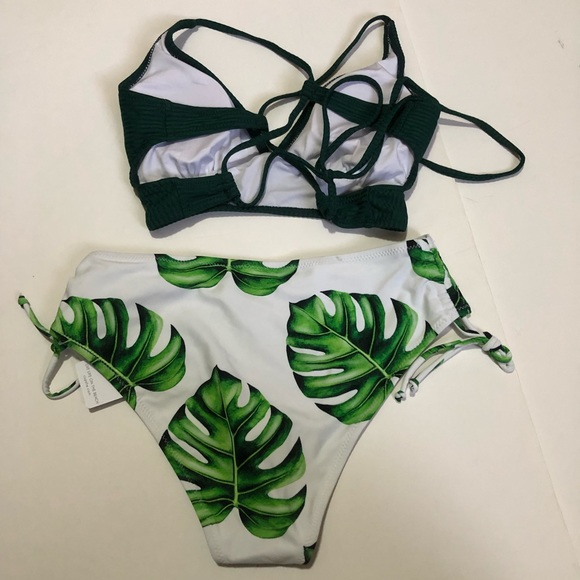 CUPSHE Green and Leaf Print Lace Up Bikini Set - Picture 5 of 8